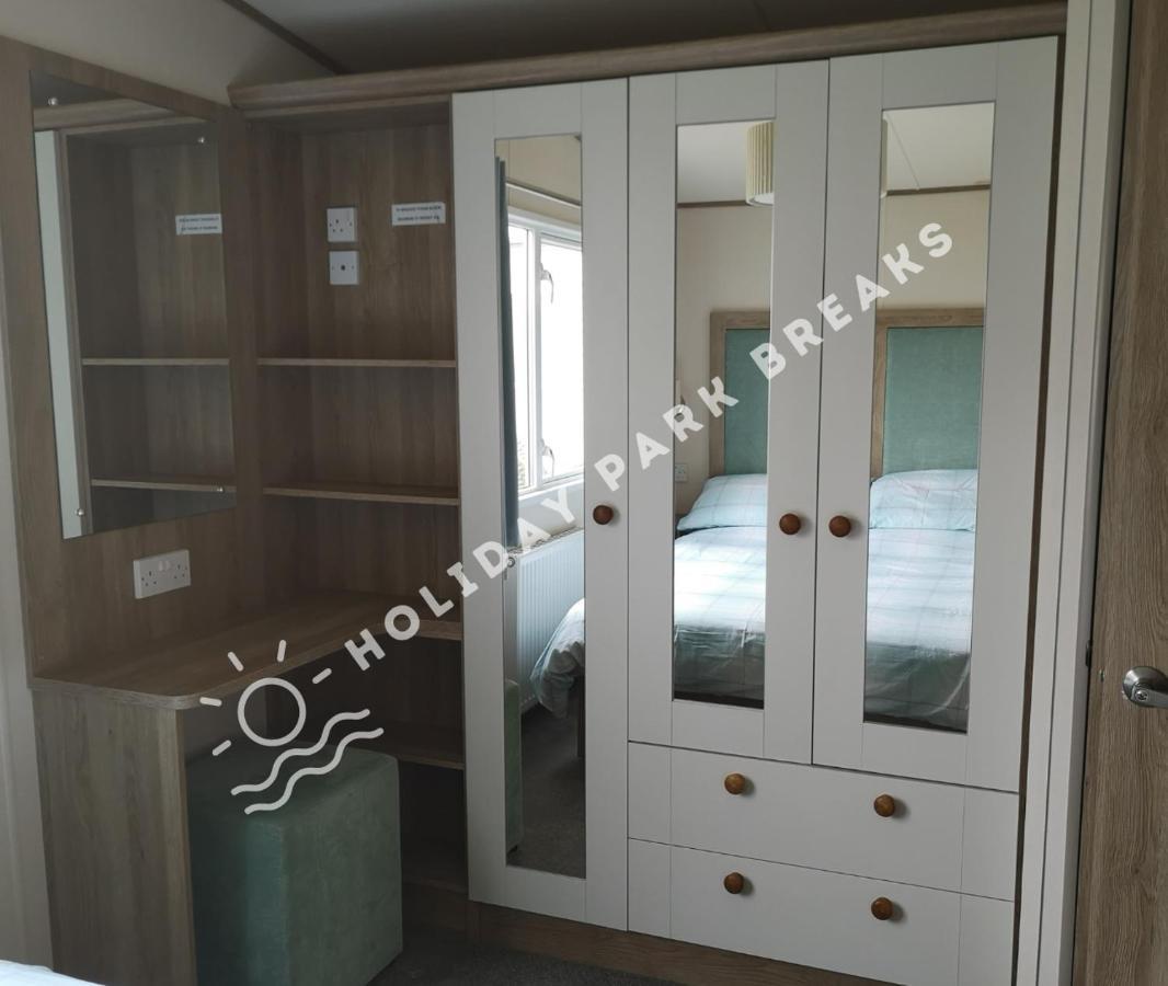 Spacious 3 Bed @ Seal Bay Resort Selsey Bagian luar foto